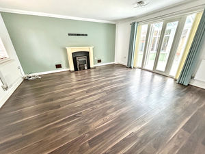 Photo 24- click for photo gallery